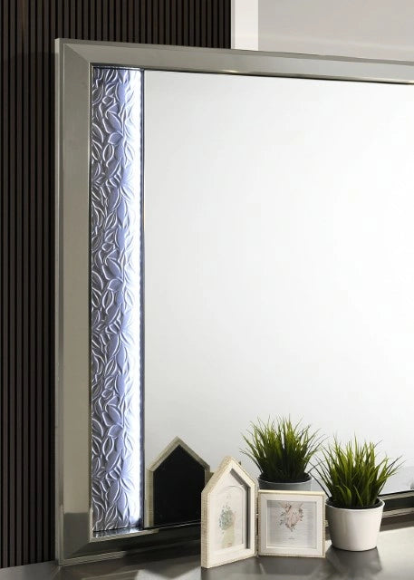 Leyland Mirror