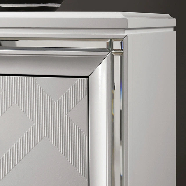 Emmeline Chest White Solid Wood