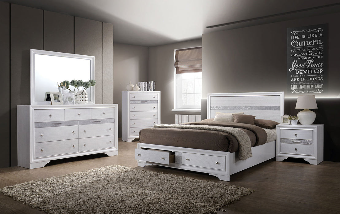 Chrissy White 5 Pc. Queen Bedroom Set w/ Chest image